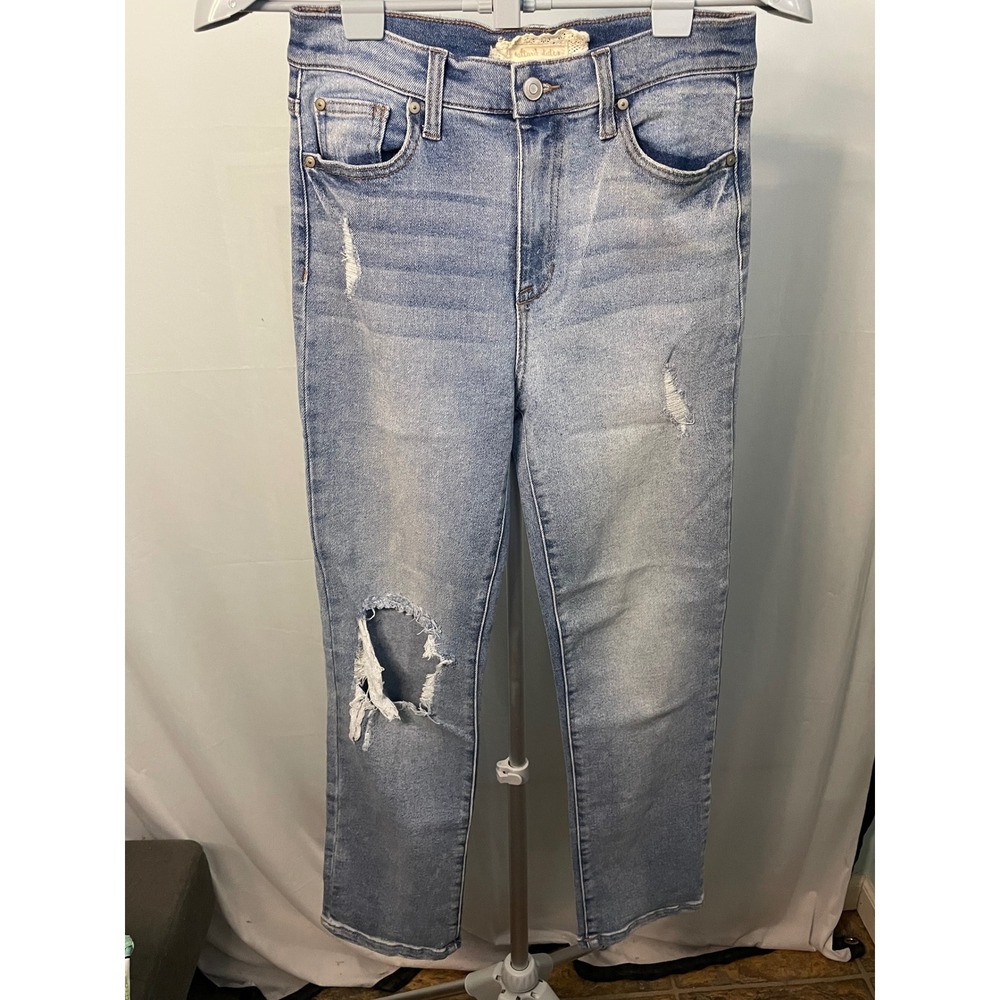Altar'd State‎ Women's Size 28/7 Distressed Ripped Light Wash Denim Jeans